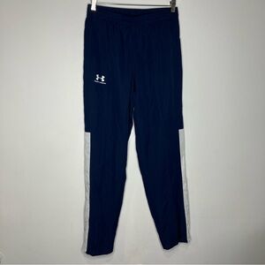Under Armour navy blue track pants loose fit women’s size medium activewear
